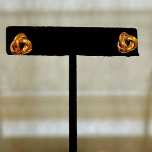 COPY - Classic Monet Vintage stud earings